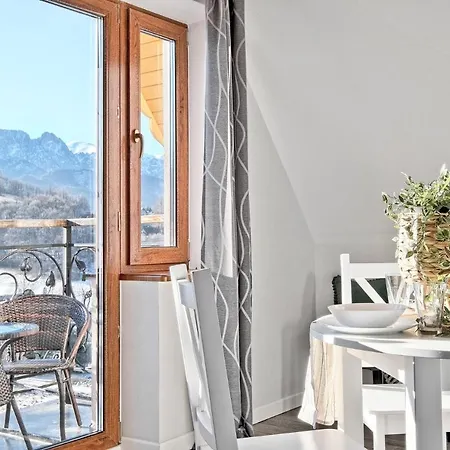 Maciejka Odkryj Bed & Breakfast